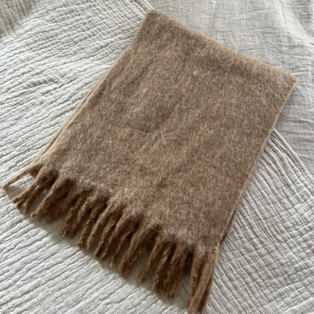 Cozy‎ Thick Scarf Women's Beige NEW